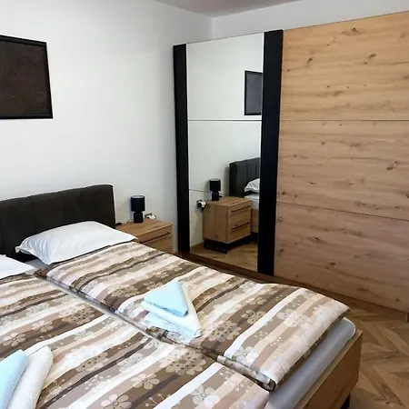 Toni / 2bedrooms Appartement Varna